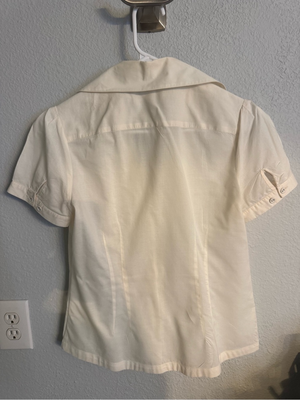 Banana Republic Cream Short-Sleeve Button-Down Shirt